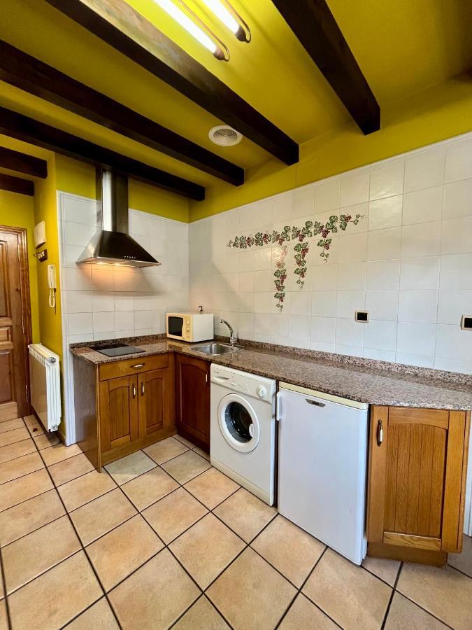 Apartamentos Turisticos Paseo De La Alameda Villaviciosa  Εξωτερικό φωτογραφία