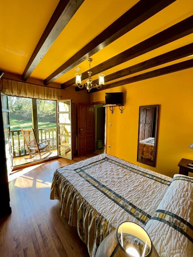 Apartamentos Turisticos Paseo De La Alameda Villaviciosa  Εξωτερικό φωτογραφία