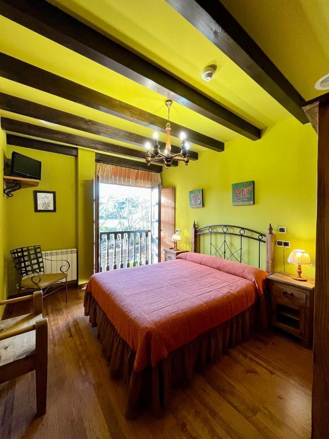Apartamentos Turisticos Paseo De La Alameda Villaviciosa  Εξωτερικό φωτογραφία