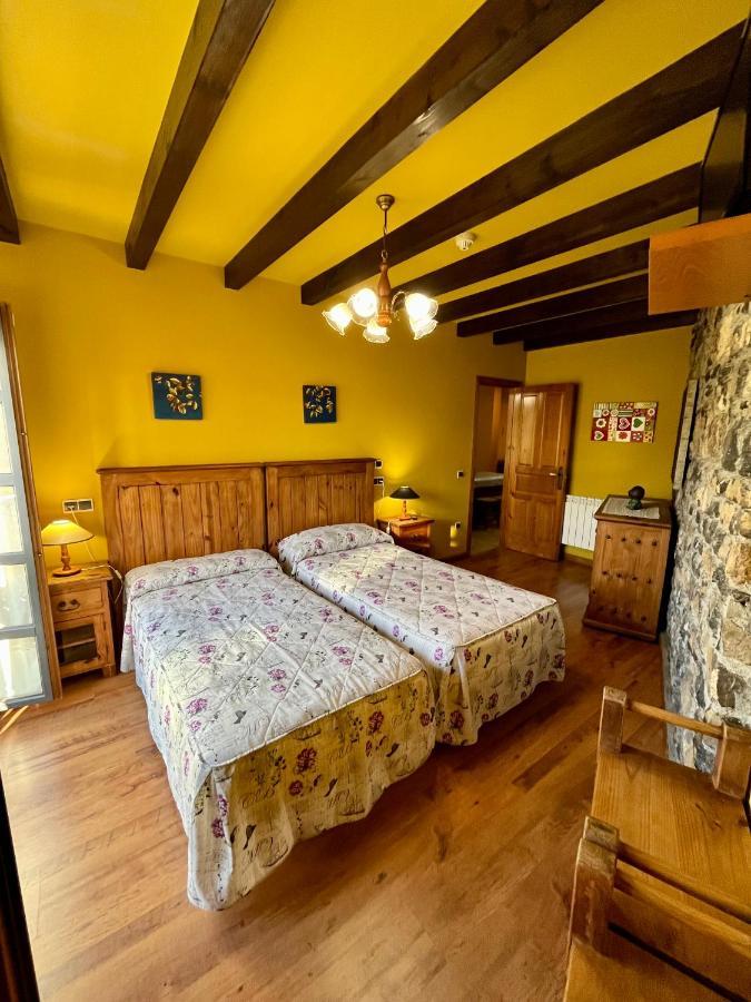 Apartamentos Turisticos Paseo De La Alameda Villaviciosa  Εξωτερικό φωτογραφία