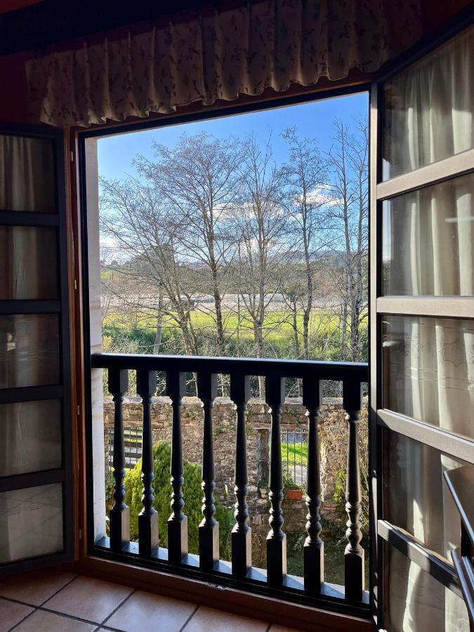 Apartamentos Turisticos Paseo De La Alameda Villaviciosa  Εξωτερικό φωτογραφία